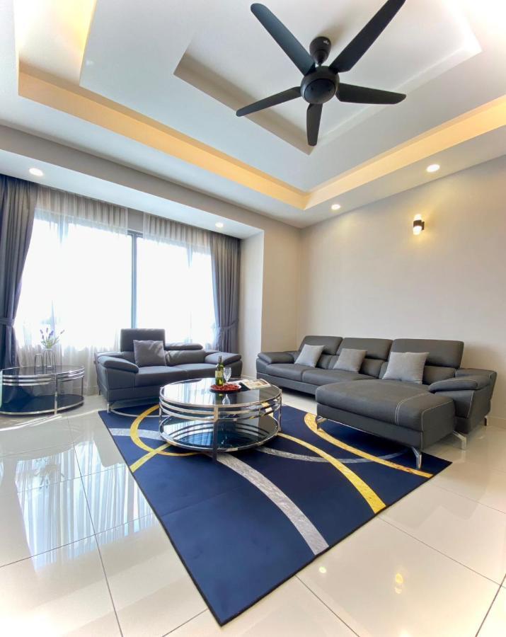 Appartamento Da Men Subang Jaya Usj By Iconique Esterno foto
